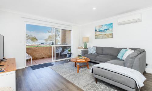 "Oceans 14" 2 Bedroom Ground Floor Apartment image