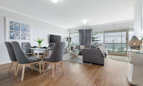 Suite 305 Sandcastles - 3 Bedroom Deluxe image
