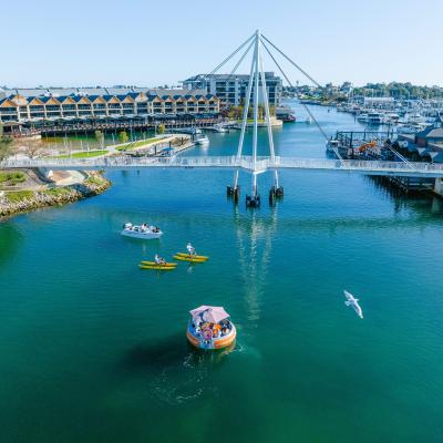 sea west mandurah credit tourism western australia
