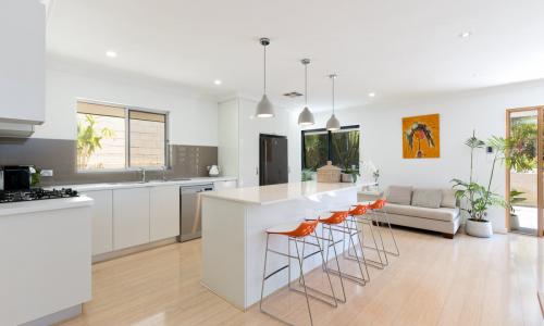 3 Bedroom Coastal Charmer image